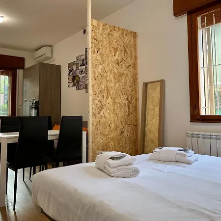 Eclectic Space Padova Two Apartments Extérieur photo